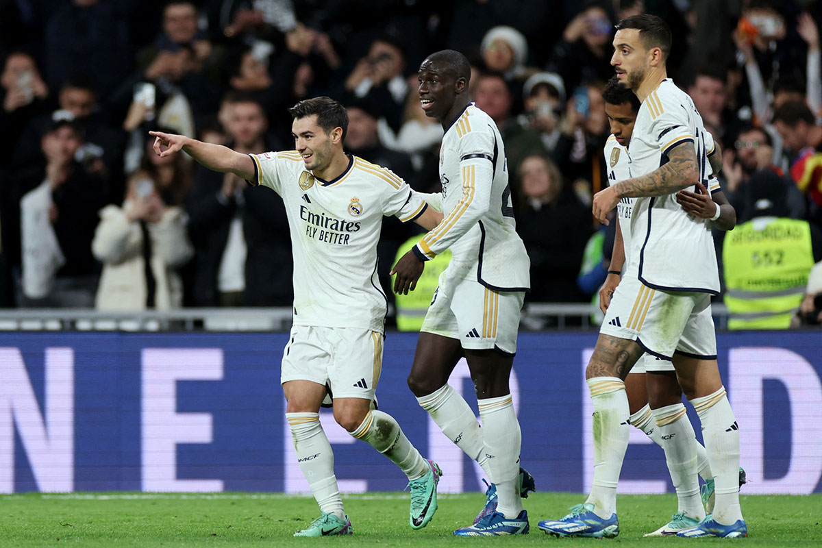 “Real Madrid” La Liqada birinci yerə qayıdıb.