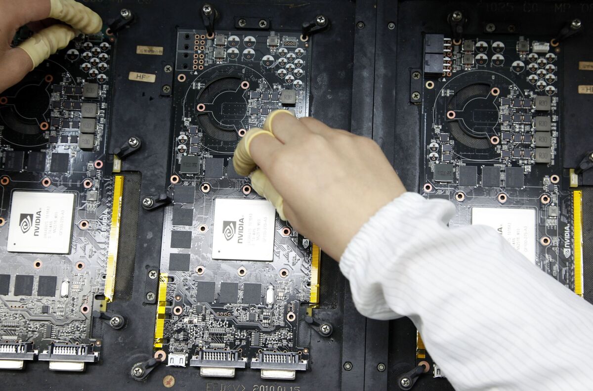 nvidia-tərəfdasi-hon-hai,-guclu-ai-tələbatinda-satis-hesablamalarina-cavab-verir