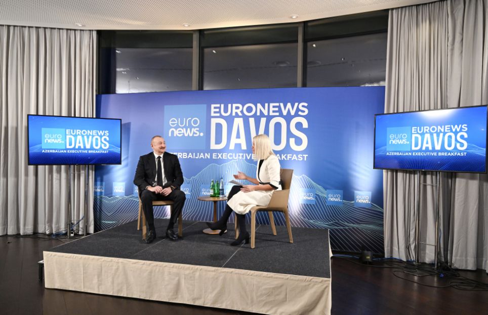 prezident-ilham-eliyev-davosda-“euronews”-televiziyasina-musahibə-verib