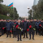 adsea-nin-kollektivi-səhidlər-xiyabanini-ziyarət-edib