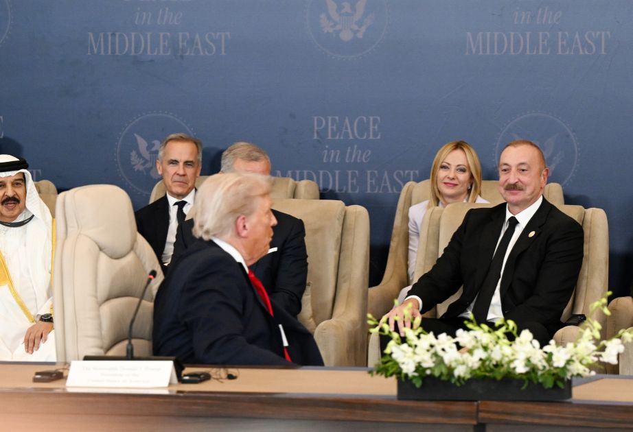 azərbaycan-regionda-və-dunyada-sulhə-tohfələr-verir