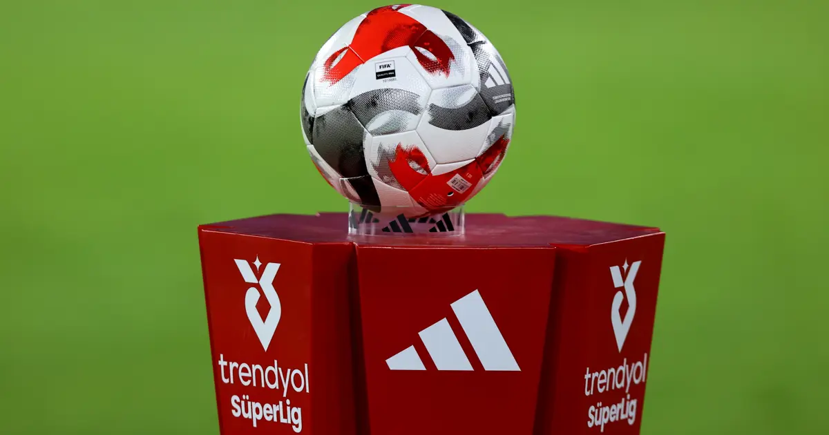 tff,-super-liqa-matclarinda-tarix-dəyisikliyi-və-təxirə-salinma-qərarini-aciqladi