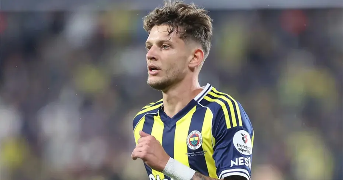 fənərbaxcada-bir-ayriliq-daha-rəsmiləsir,-imza-ucun-ucdu