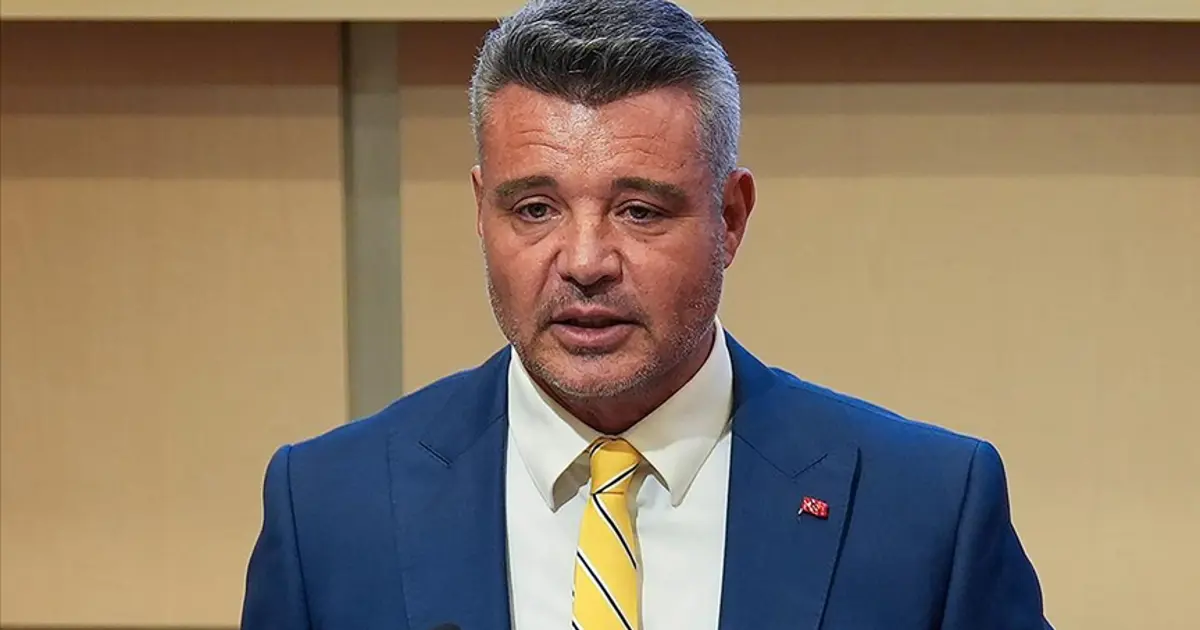 sadettin-saran-qanunsuz-mərc-reklami-iddiasi-uzərinə-hakim-qarsisina-cixdi