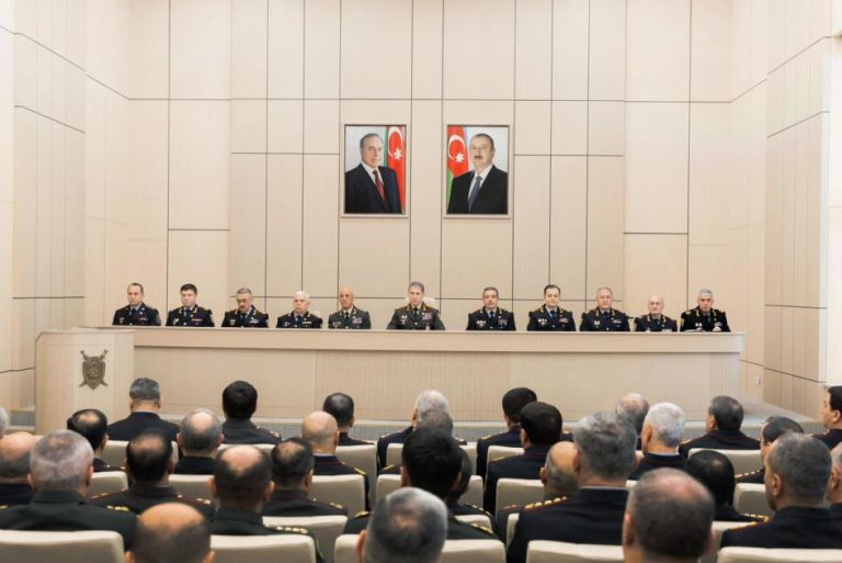 daxili-islər-nazirliyində-otən-ilin-yekunlari-muzakirə-edilib  