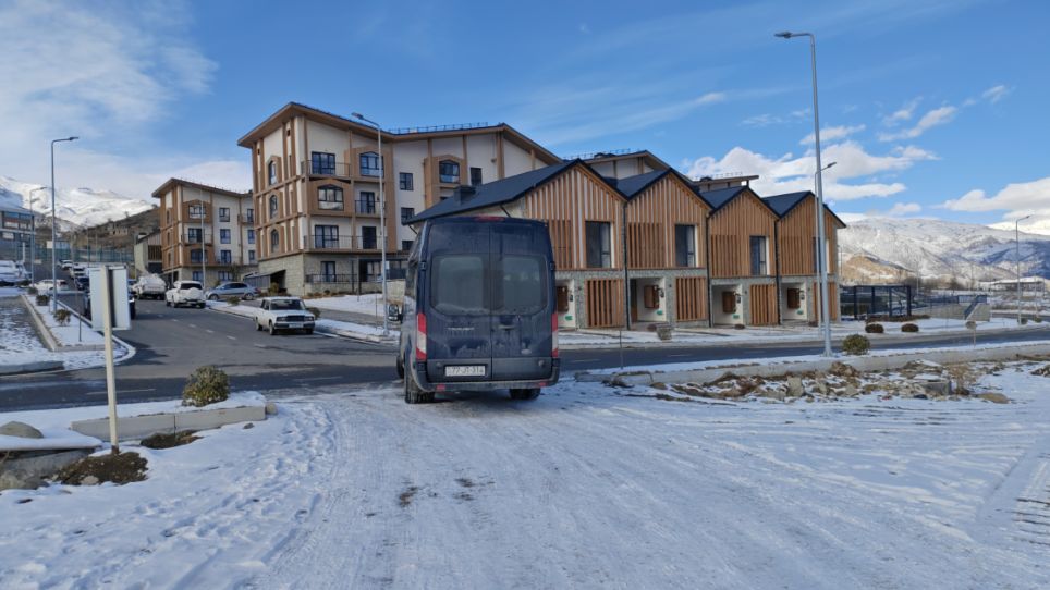 “həm-evimiz-var,-həm-isimiz”-–-kəlbəcər-sakininin-qayidis-sevinci 