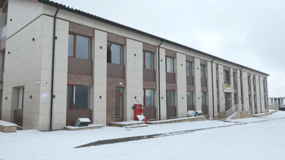 lacinin-saglamliq-kesikciləri:-dogma-yurda-qayidisla-baslayan-məsuliyyətli-xidmət  