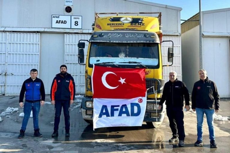 turkiyə-suriyaya-humanitar-yardim-gondərib  