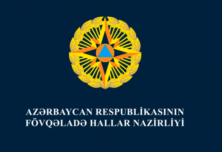 fhn-fuzulidə-buz-baglamis-yollarda-koməksiz-vəziyyətdə-qalan-vətəndaslara-komək-edib