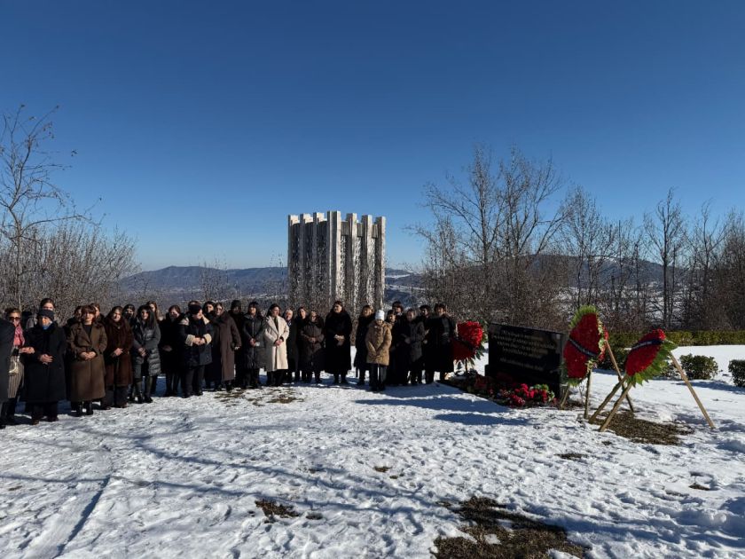 dasalti-əməliyyatinda-və-susa-səmasinda-vurulan-helikopterdə-səhid-olanlarin-xatirəsi-anilib  