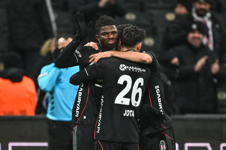 super-liqa-|-eyupspor-–-besiktas-oyunu-nə-vaxt,-saat-necədə,-hansi-kanalda?-(en-yaxsi-11)