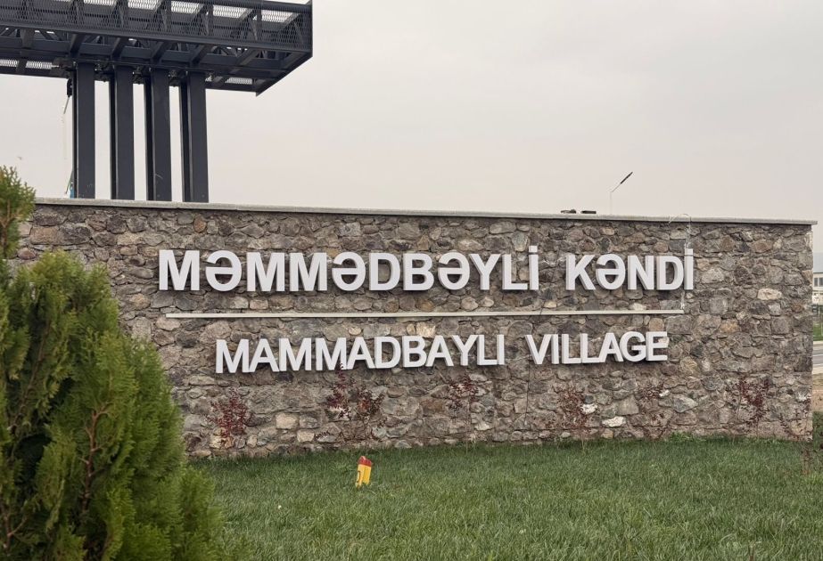 məmmədbəyli-kəndində-daha-20-ailəyə-evlərinin-acarlari-təqdim-olunub-–-yenilenib -  