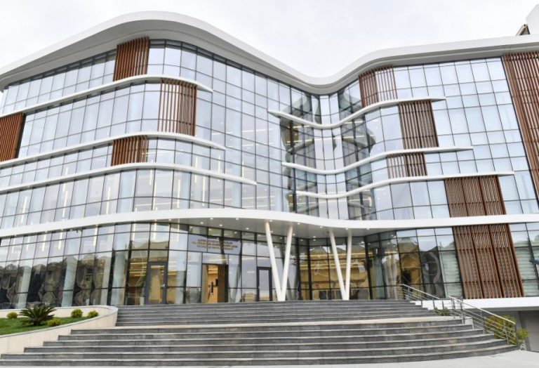 azerbaycan-respublikasi-prezidenti-administrasiyasinin-vetendas-qebulu-merkezinde-2026-ci-ilin-fevral-ayinda-vətəndaslarin-qəbulu-cedveli 