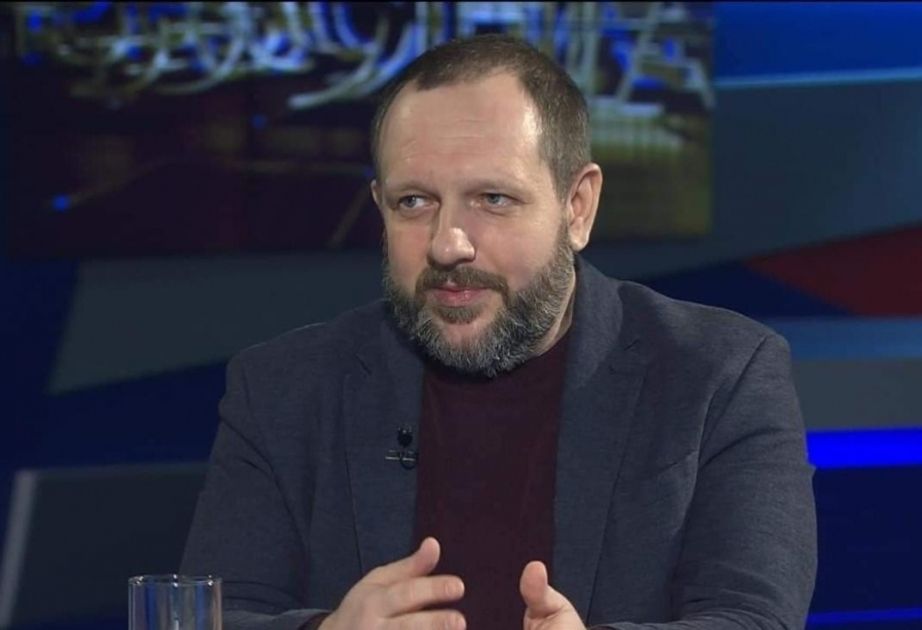 rusiyali-politoloq:-coxvektorlu-siyasət-bakiya-bir-sira-murəkkəb-regional-munaqisələrdə-vasitəci-olmaga-imkan-verib