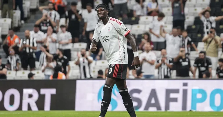 besiktas-ayrildigini-aciqladi.-tammy-abraham-premyer-liqaya-yollanir